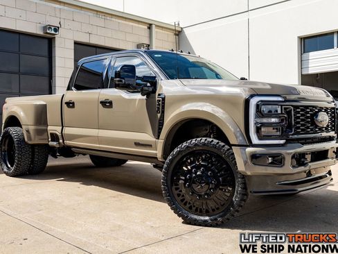 Used 2026 Ford F450 Platinum w/ Platinum Plus Package AWD/4WD image 1