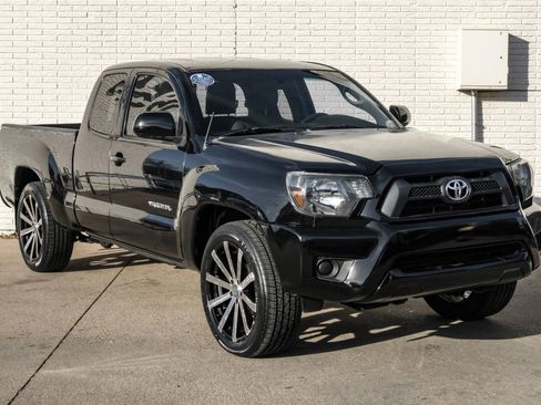 Used 2014 Toyota Tacoma 2WD Access Cab image 5