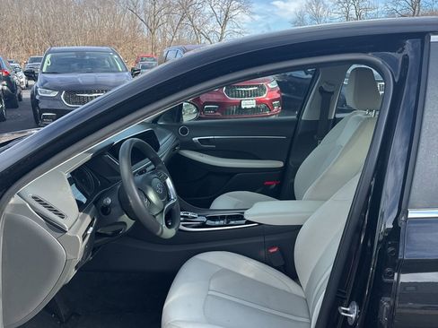 Used 2023 Hyundai Sonata SEL image 9