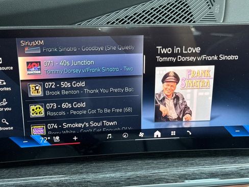 New 2025 BMW 740i image 22