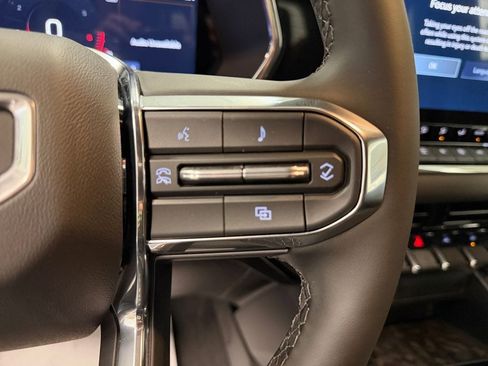 New 2026 GMC Canyon Elevation w/ Convenience Package image 17