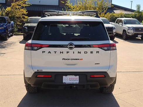 New 2025 Nissan Pathfinder Rock Creek image 3