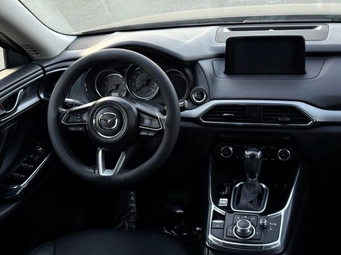 Used 2018 MAZDA CX-9 Touring image 30