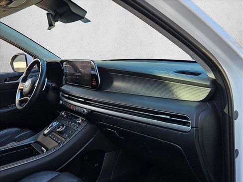 Used 2023 Hyundai Palisade Limited w/ Cargo Package image 23