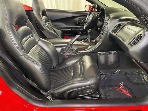 Used 2000 Chevrolet Corvette Convertible w/ Memory Pkg image 16