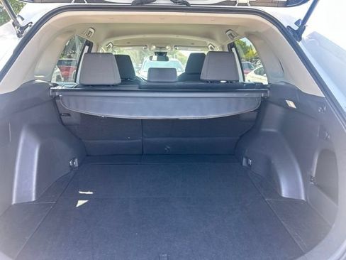 Certified 2025 Toyota RAV4 XLE FWD image 8
