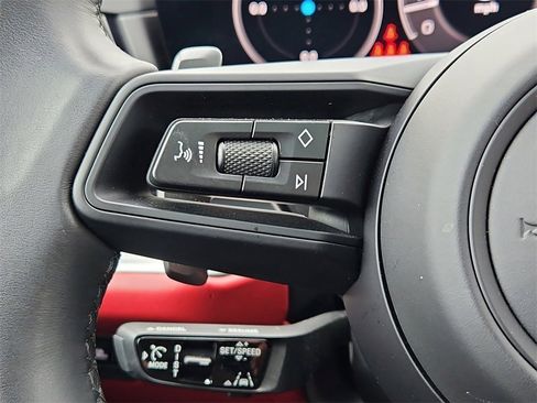 Certified 2024 Porsche Cayenne S image 30