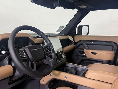 New 2026 Land Rover Defender 130 X-Dynamic SE AWD/4WD image 40