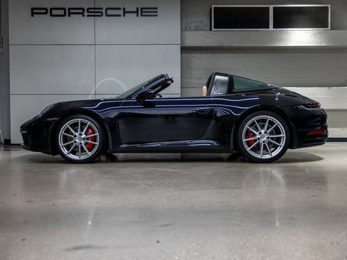 Used 2024 Porsche 911 Targa 4S image 2