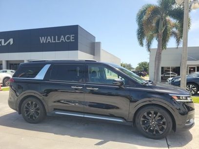 Certified 2022 Kia Carnival SX Prestige