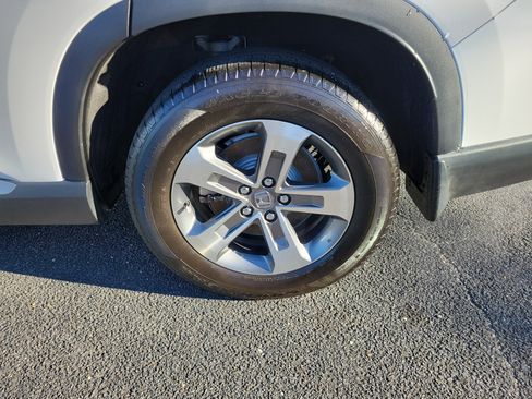 Used 2025 Honda Pilot EX-L image 8