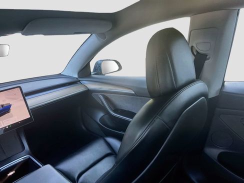 Used 2022 Tesla Model 3 Standard Range RWD image 23