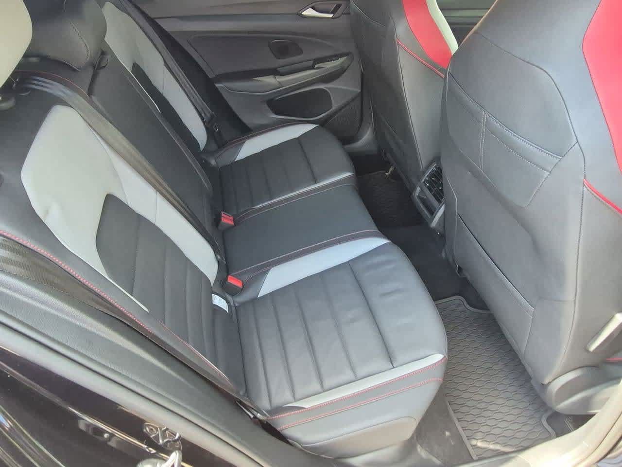 Used 2024 Volkswagen GTI SE FWD image 21
