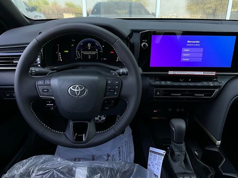 New 2026 Toyota Camry SE image 13