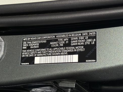 Used 2026 Volvo V60 B5 Cross Country Plus w/ Protection Package Premier AWD/4WD image 37