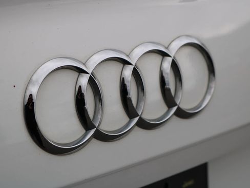 Used 2018 Audi Q5 2.0T Premium Plus w/ Premium Plus Package image 8