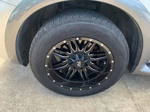 Used 2019 Nissan Armada SV w/ Driver Package RWD image 23