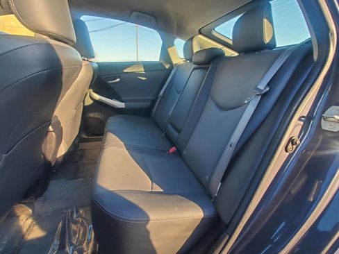 Used 2014 Toyota Prius Five image 10
