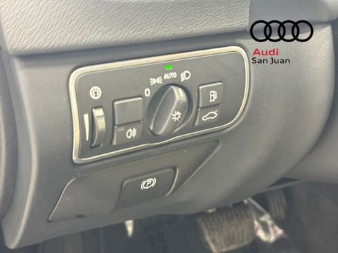 Used 2018 Volvo S60 T5 Dynamic w/ Vision Package image 27