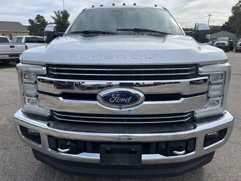 Used 2018 Ford F250 Lariat w/ Lariat Ultimate Package AWD/4WD image 3
