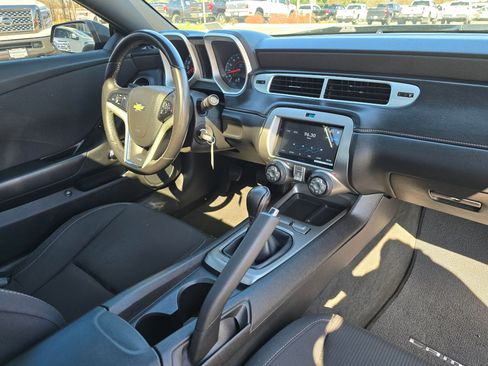 Used 2013 Chevrolet Camaro SS RWD image 32