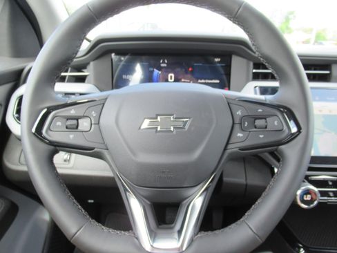 New 2027 Chevrolet Bolt LT w/ Comfort Package FWD image 20