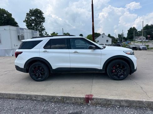 Used 2023 Ford Explorer ST w/ Equipment Group 401A AWD/4WD image 5