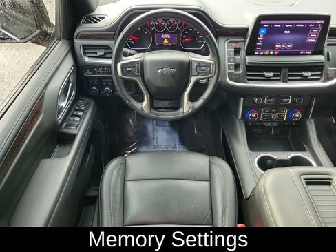Used 2021 Chevrolet Tahoe Z71 w/ Luxury Package AWD/4WD image 7