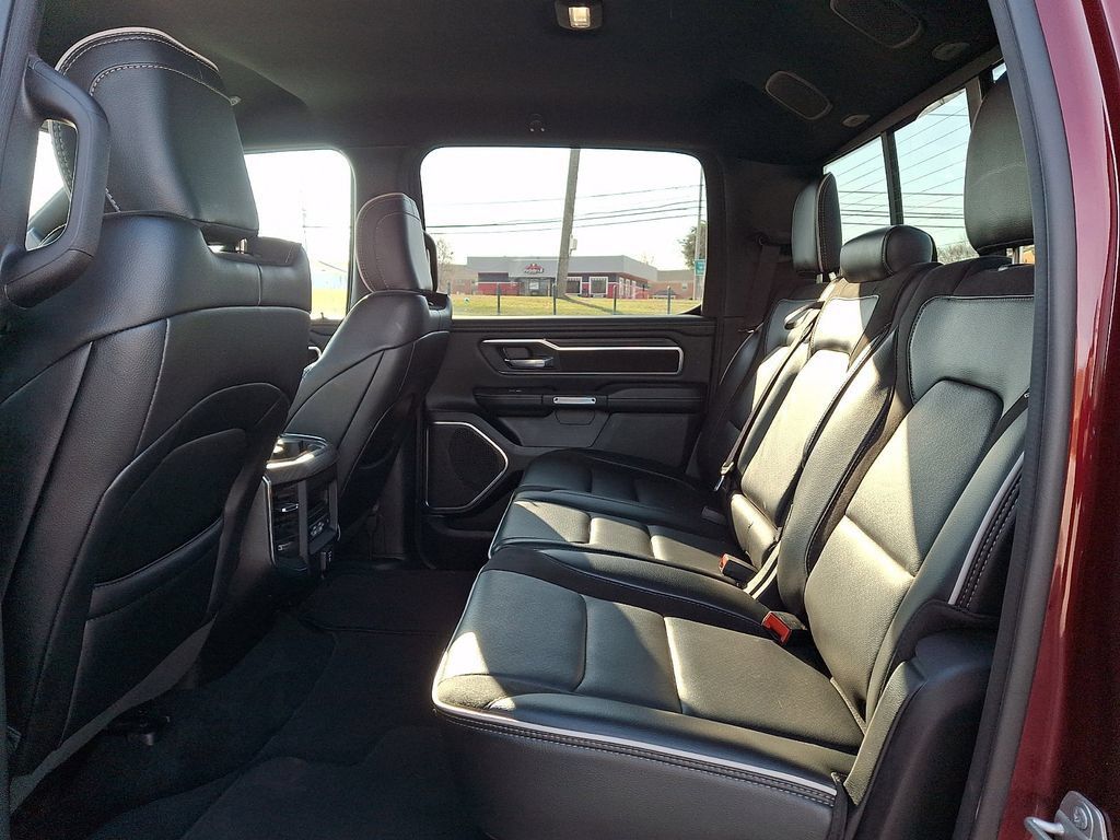 Used 2025 RAM 1500 Laramie AWD/4WD image 8