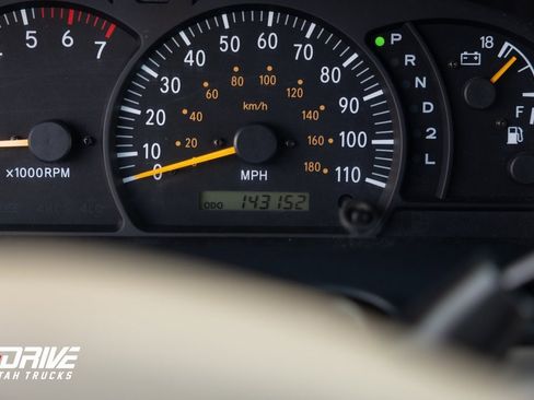 Used 2001 Toyota Tundra Limited image 27