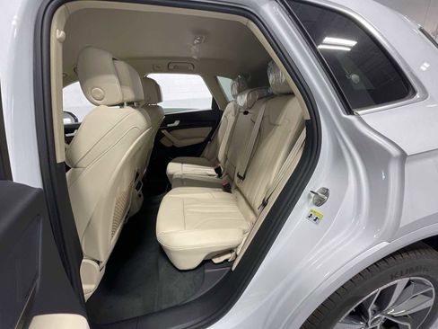 Used 2024 Audi Q5 2.0T Premium image 19