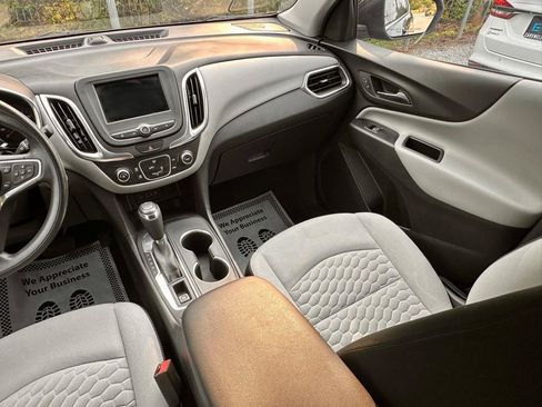 Used 2019 Chevrolet Equinox LT FWD image 18