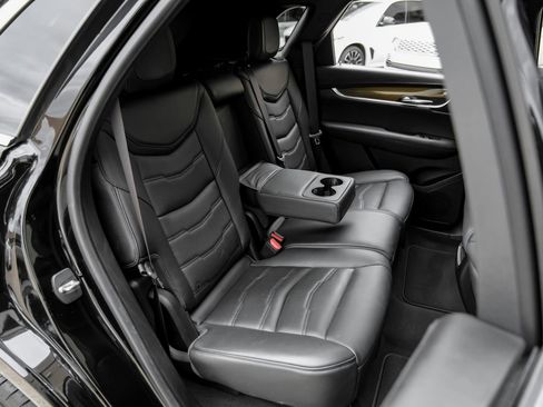Used 2017 Cadillac XT5 Platinum AWD/4WD image 46