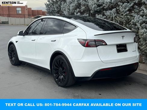 Used 2022 Tesla Model Y Performance image 6