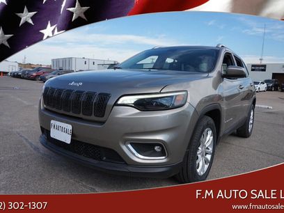 Used 2019 Jeep Cherokee Latitude w/ Popular Appearance Group