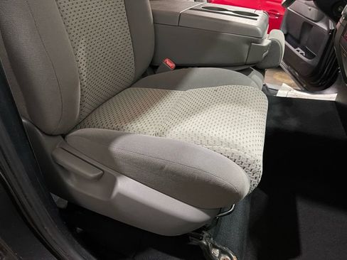 Used 2012 Toyota Tundra 4x4 Double Cab w/ Tow Pkg image 10