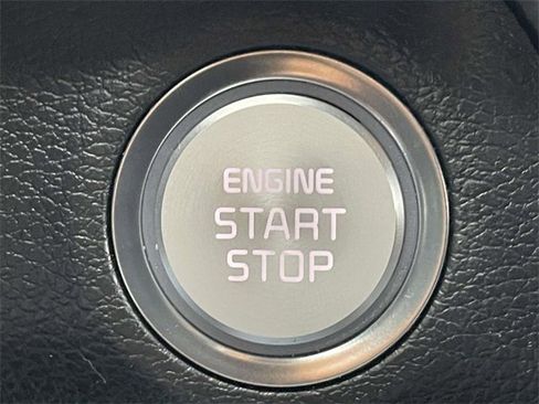 Certified 2022 Kia Telluride LX image 34