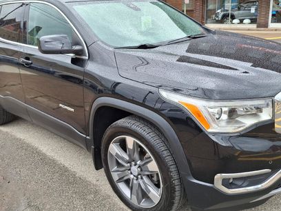 Used 2017 GMC Acadia SLT