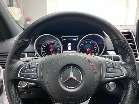 Used 2017 Mercedes-Benz GLS 450 GLS 450 Sport Utility 4D image 29