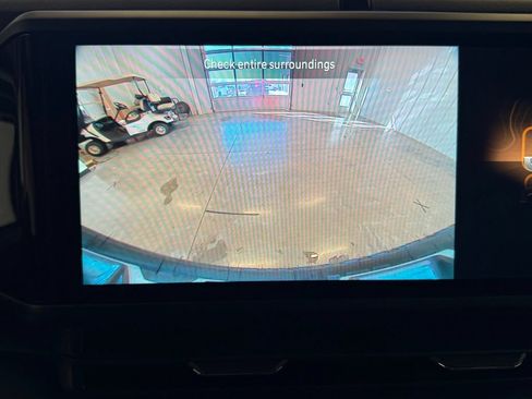 New 2026 Jeep Wrangler Unlimited Sahara AWD/4WD image 27
