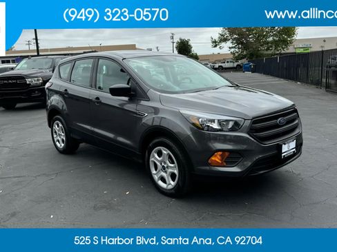 Used 2018 Ford Escape S FWD image 3