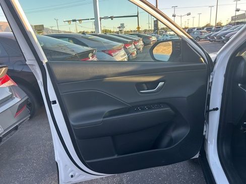 New 2026 Hyundai Kona SEL Premium image 9