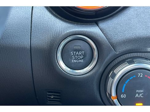 Used 2019 MAZDA MX-5 Miata 30th Anniversary RWD image 31