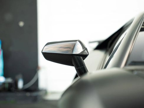 Used 2019 Lamborghini Aventador SVJ AWD/4WD image 18