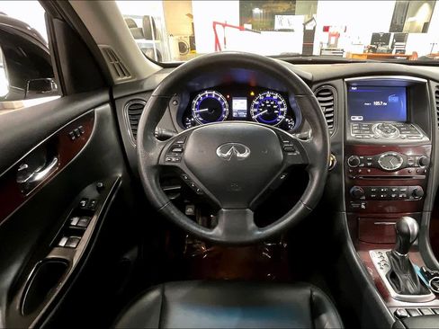 Used 2017 INFINITI QX50 AWD w/ Premium Plus Package image 6