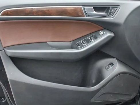 Used 2016 Audi Q5 2.0T Premium image 27