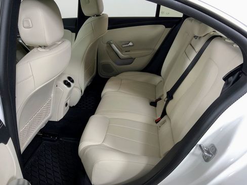 Used 2025 Mercedes-Benz CLA 250 4MATIC image 39