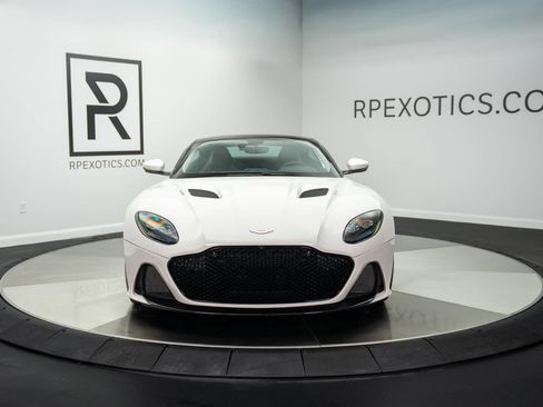 Used 2019 Aston Martin DBS Superleggera RWD image 15