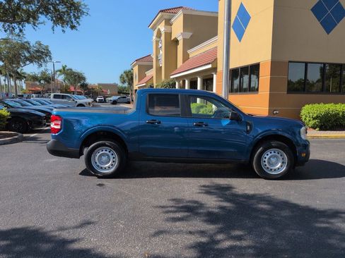 Used 2024 Ford Maverick XL FWD image 2
