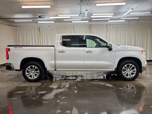 Used 2024 Chevrolet Silverado 1500 LTZ AWD/4WD image 4